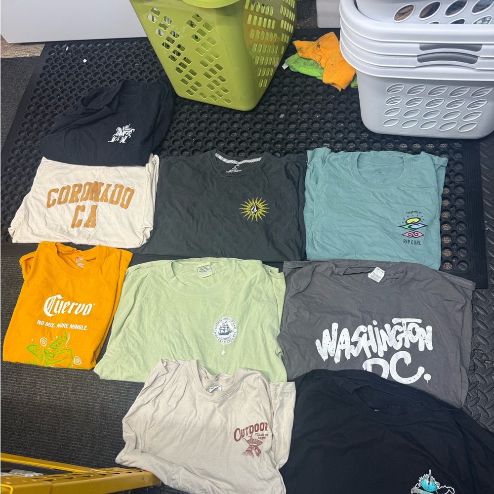 Bundle of Men's Graphic Tees